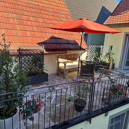 Vinopresso Gmbh - Cafe Roemer Prichsenstadt Zewnętrze zdjęcie
