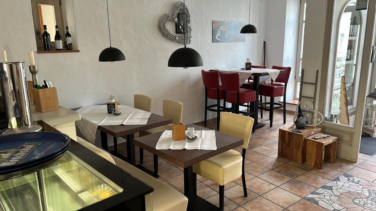 Vinopresso Gmbh - Cafe Roemer Prichsenstadt Zewnętrze zdjęcie
